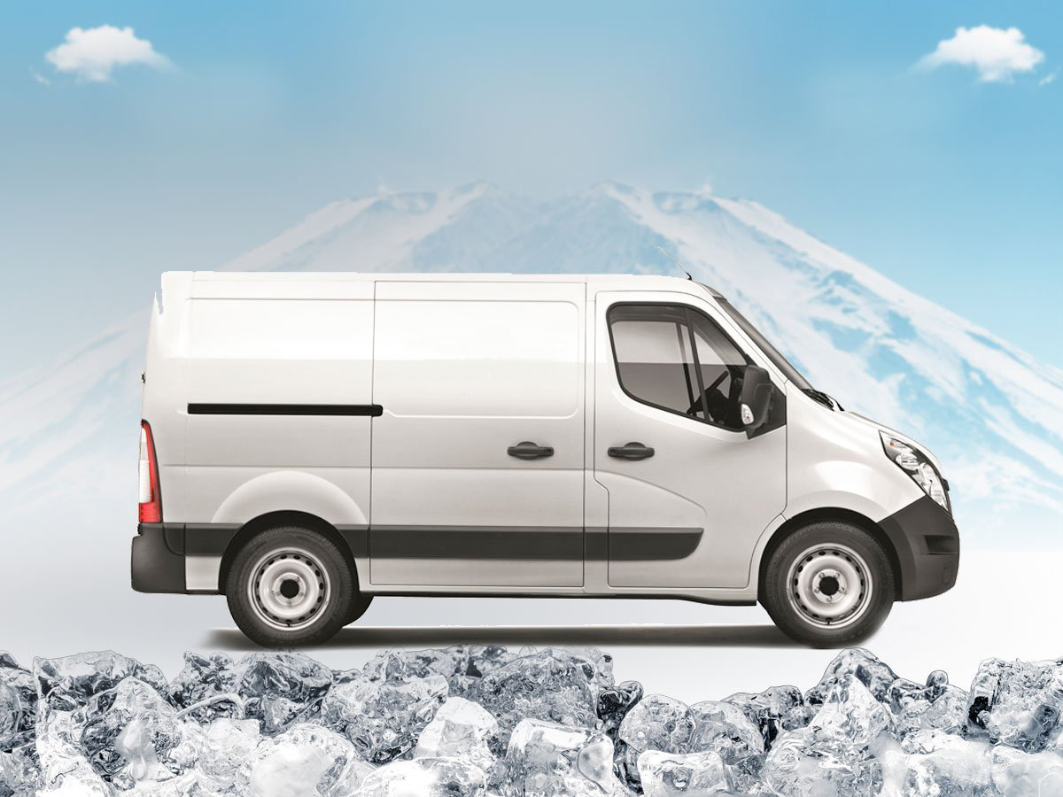NISSAN NV 400